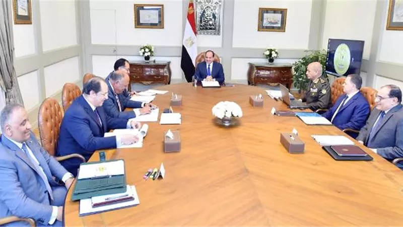 الرئيس يناقش عددا من الموضوعات المحلية والاقليمية على رأسها الوضع في ليبيا وملف سد النهضة والحفاظ على الأمن للمواطنين