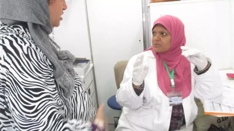 الكشف على 1530مواطنا بقرية السعادنة فى قافله صحيه