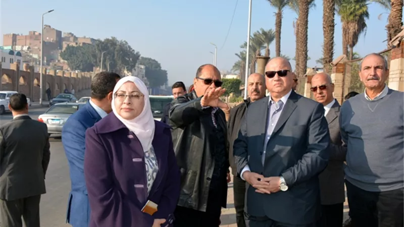 محافظ القاهرة يتفقد أعمال التطوير بمنطقة الفسطاط