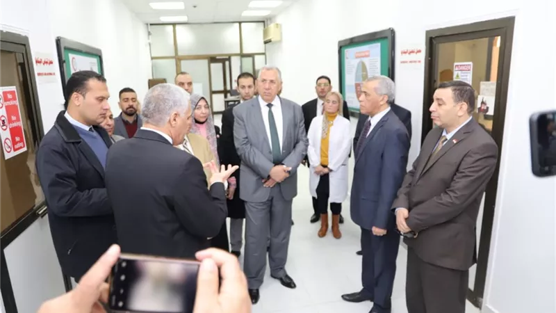 وزير الزراعة يتفقد معهد صحة الحيوان والمعمل المركزي لتحليل متبقيات المبيدات
