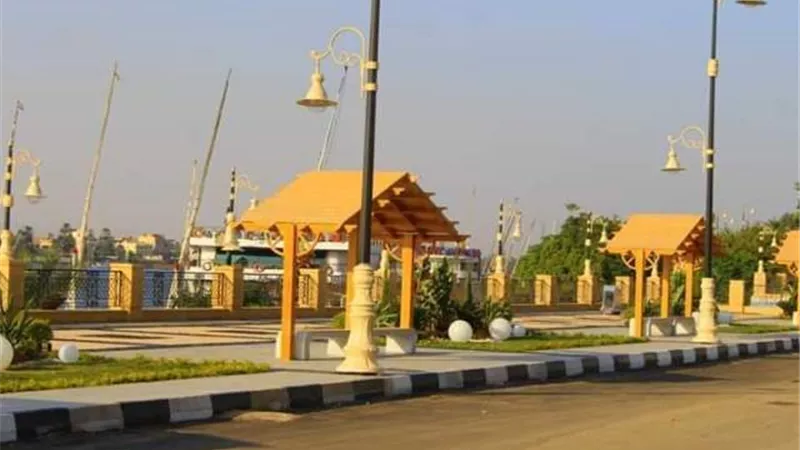 الأقصر تتألق بالألوان والأضواء للعام الجديد