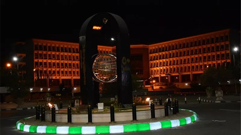جامعة أسيوط تعلن وفاة طالبة أثر تناولها لعقار غير معروف خارج الجامعة