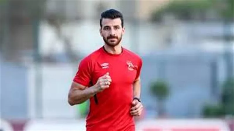 الاهلى يستعد لمواجهة المقاصة ويدفع بـ متولى فى الدفاع