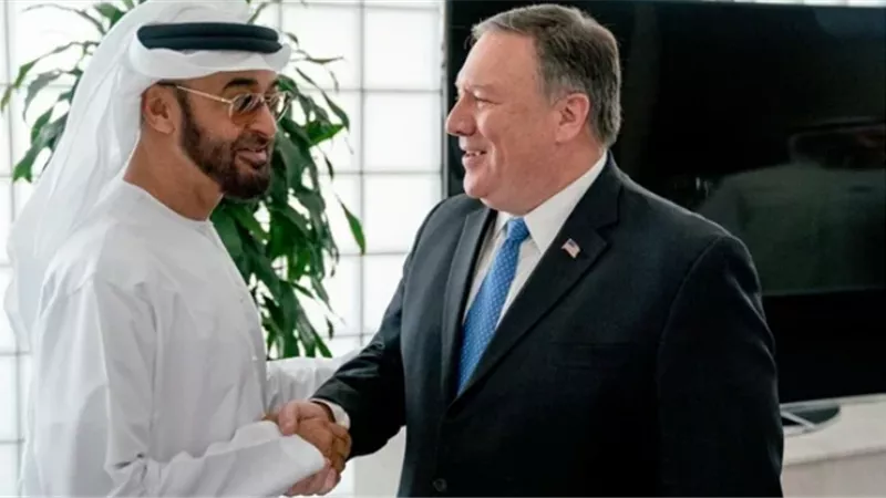 وزير الخارجية الأمريكي يبحث مع محمد بن زايد تداعيات القصف الأمريكي للعراق