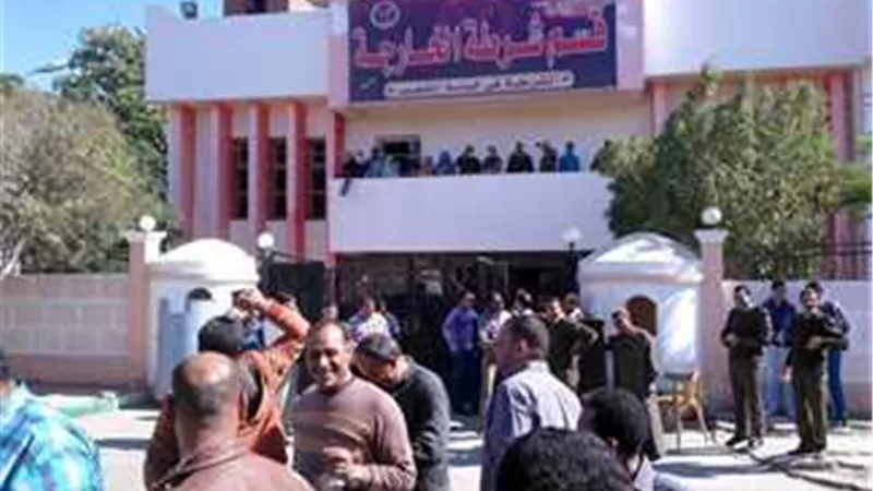 إصابة رئيس مباحث الخارجة فى حادث انقلاب سيارة بالوادى الجديد