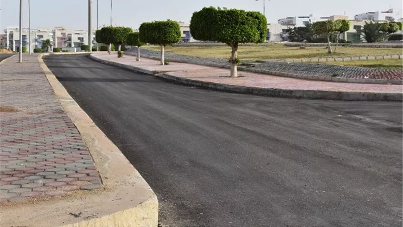 الإسكان: الانتهاء من رفع كفاءة الطرق وتنسيق الموقع لمنطقة الإسكان الفاخر بمدينة الشروق