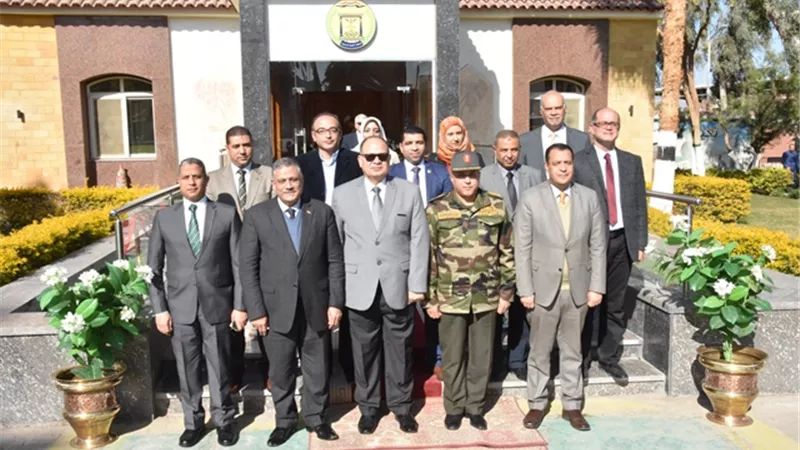 جامعة عين شمس تنظم قافلة تنموية شاملة لأبناء جنوب الصعيد بأسيوط