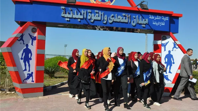 أكاديمية الشرطة تستقبل طلبة كليات الحقوق بالجامعات المصرية الحكومية والخاصة.. صور