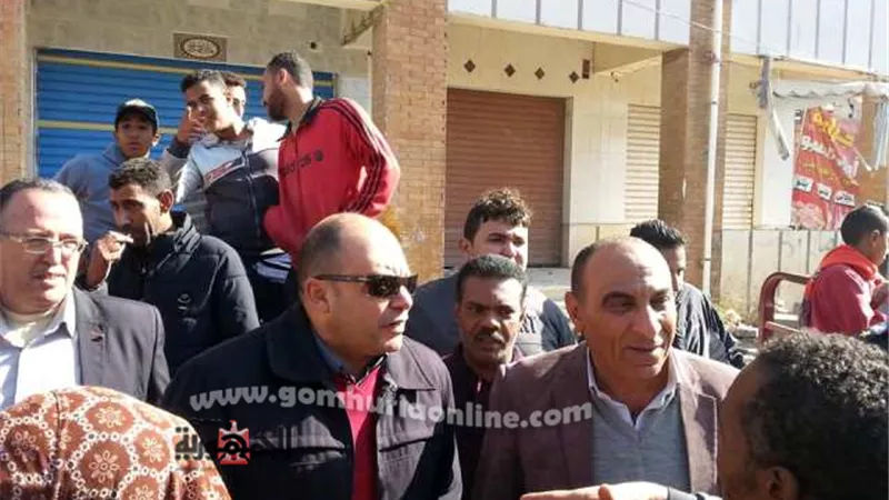 تسليم ثاني مراحل تطوير سوق الجمعة بالإسماعيلية .صور
