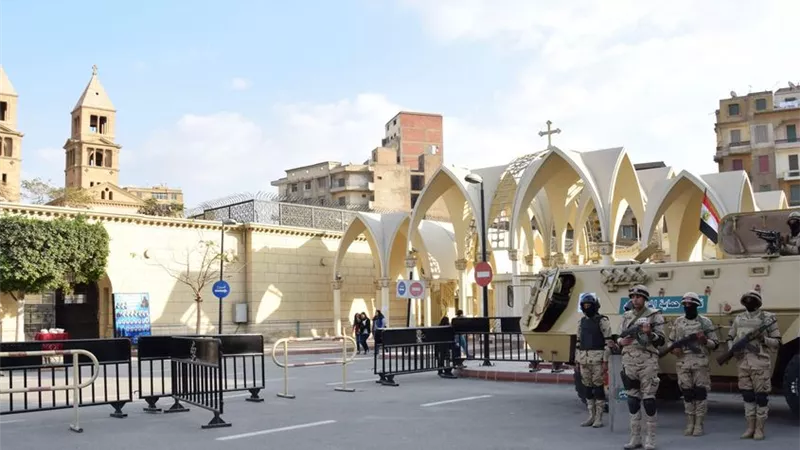 بالفيديو.. إنتشار عناصر القوات المسلحة لتأمين إحتفالات رأس السنة وعيد الميلاد المجيد