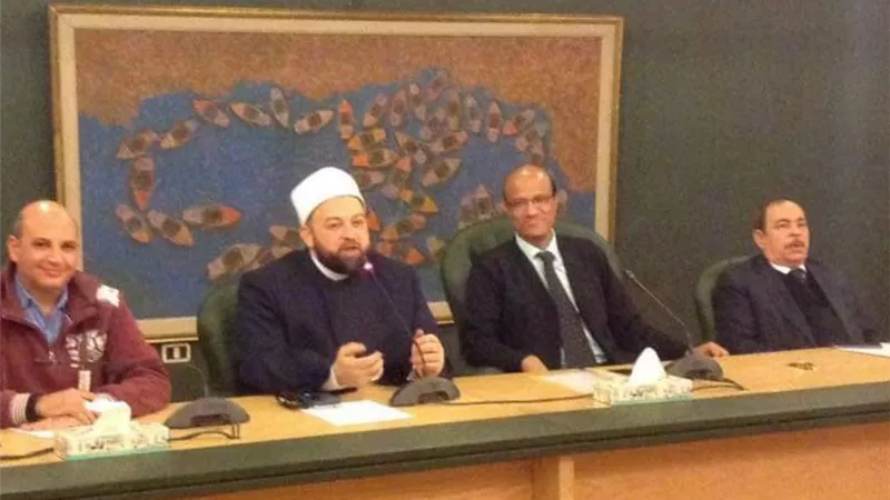 بالصور.. الصحفيين تقيم احتفالية لبعثة العمرة فى بداية رحلاتها الى الاراضي المقدسه