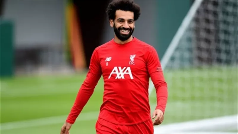 محمد صلاح يوجه رسالة لنجم الأهلى