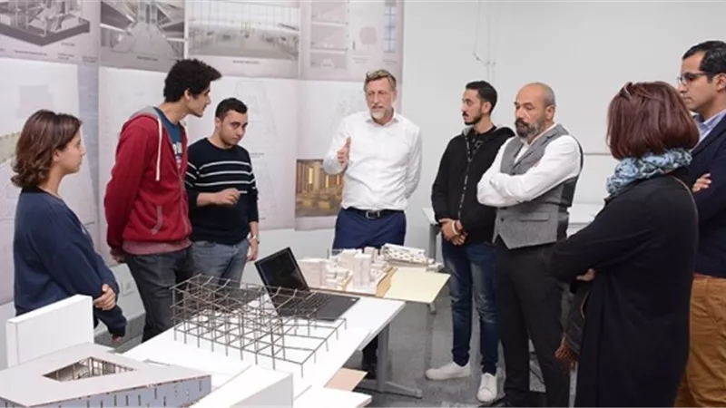 مكتبة المستقبل تخطيط وتصميم طلاب هندسة الالمانية بالقاهرة