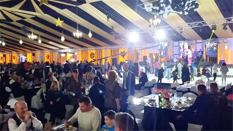 إنطلاق الألعاب النارية و35 جنسية إحتفلت بليلة رأس السنة فى البحرالأحمر.. بالصور