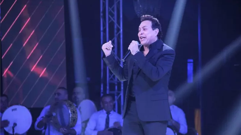 حكيم وأمينة ومنة عطية وموسي ودينا.. ليلة نجوم الشعبي على النيل (صور)