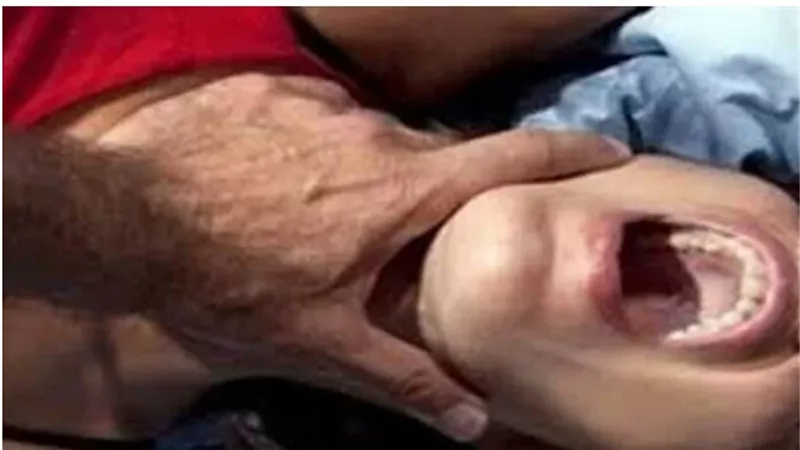 تفاصيل مقتل زوجة وابنتيها على يد زوجها شنقاً