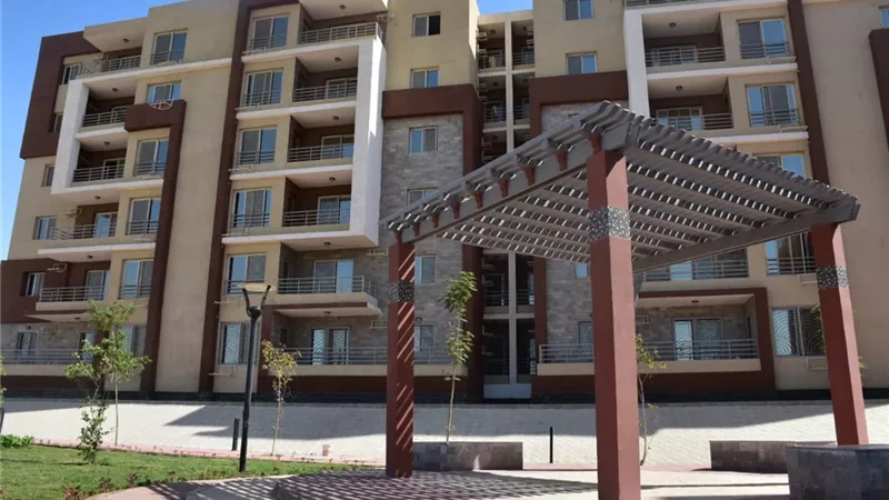 وزير الإسكان يستعرض تقريراً بشأن إنجازات جهاز مدينة الشروق خلال 2019