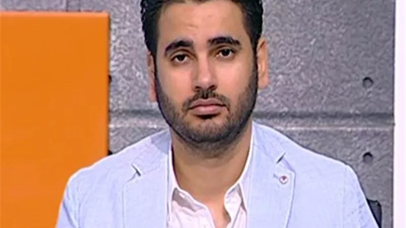 نقل خالد تليمة إلى قصر العينى بسبب الكحوليات