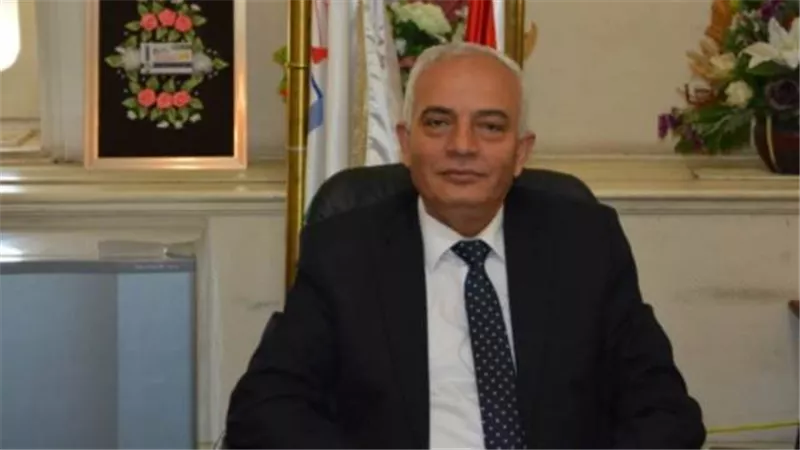 حجازى يلتقي العاملين بالأكاديمية المهنية للمعلمين لاستعادة دورها الريادى وتطويرها