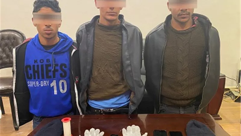 العامل المفصول استعان بصديقيه لسرقة رواتب زملائه بالنزهة