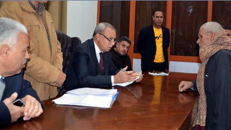 محافظ القليوبية يعقد اللقاء الإسبوعي بالمواطنين لحل مشاكلهم