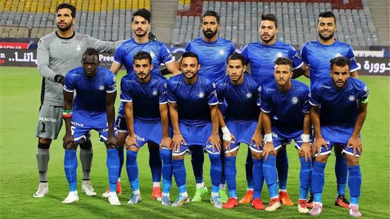 حسام حسن يعلن تشكيل سموحة لمواجهة المصرى