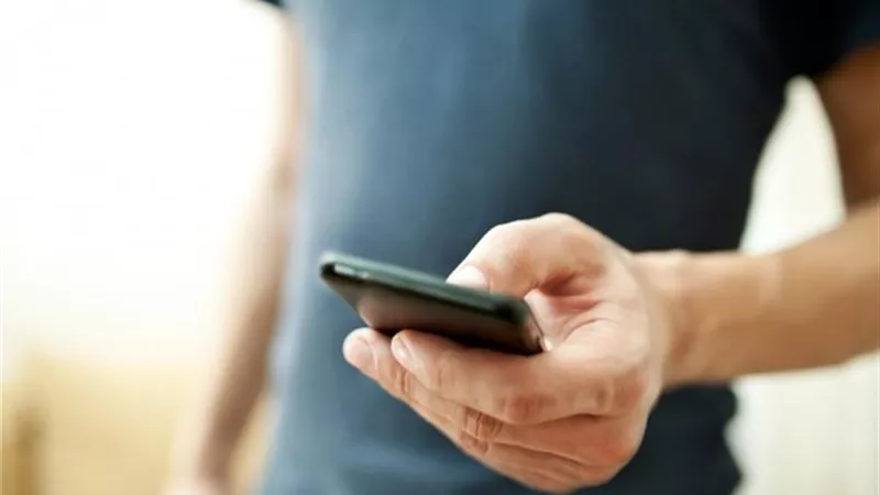 تصل للنوبة القلبية.. هكذا يؤثر الموبايل على مرضى القلب