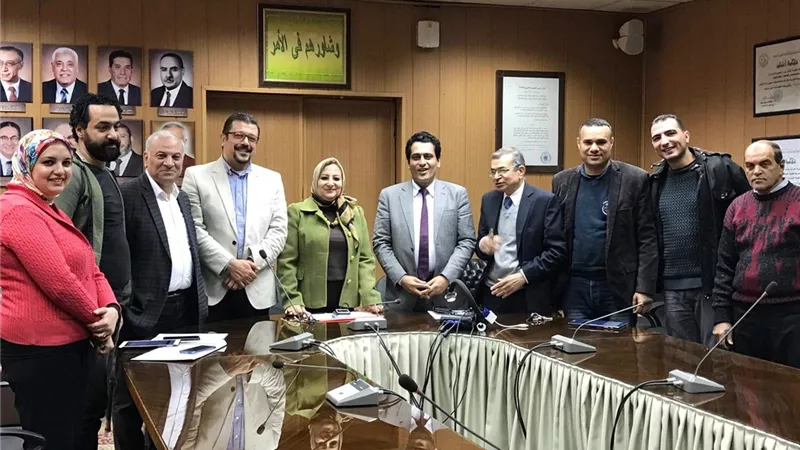 انضمام المستشفيات الجامعية والمراكز الطبية بـطب المنصورة لمشروع علاج الصحفيين