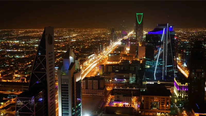 السعودية تندد بالهجمات على السفارة الأمريكية في بغداد