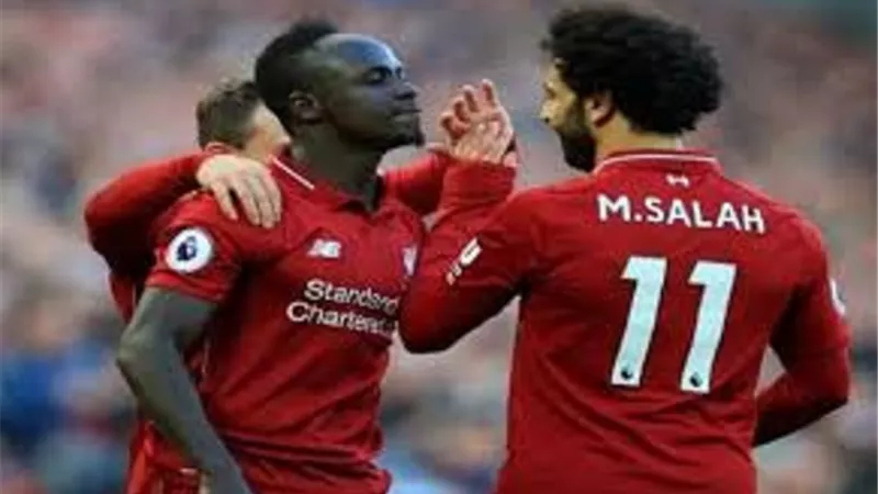 ليفربول يعبر محطة شيفيلد يونايتد بثنائية صلاح ومانى