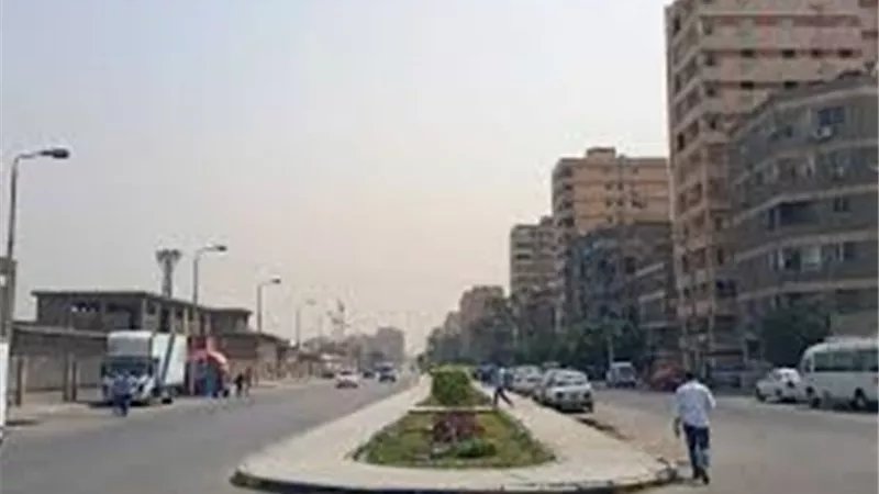 تحويلات مرورية بالنزهة بسبب خط مياه.. تعرف عليها