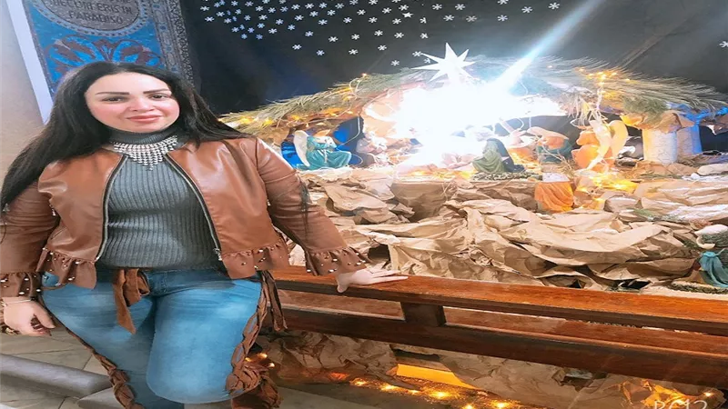 رشا الخطيب تشارك الأقباط الاحتفال بالعيد المجيد بكنيسة سان جورج
