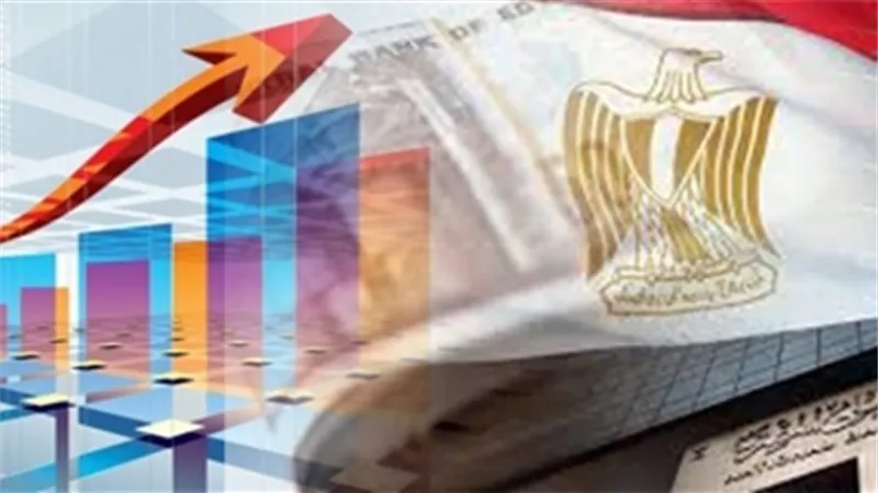خبراء اقتصاديون: تقرير بلومبرج عن اقتصاد مصر مبشر.. وتراجع التضخم خطوة جيدة