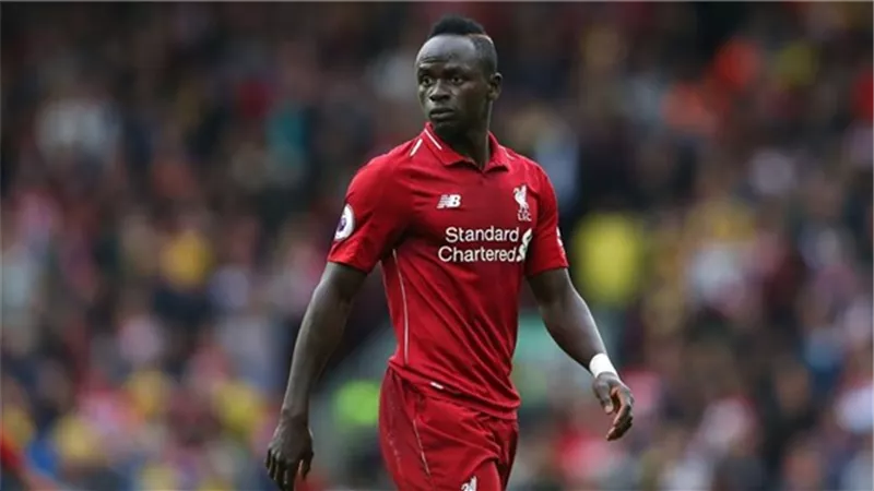 ساديو ماني ينافس محمد صلاح على رقم قياسي جديد