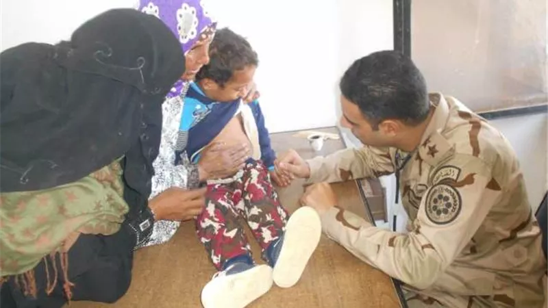 المنطقة الغربية العسكرية تنظم عدد من القوافل الطبية وتفتح مستشفياتها للمواطنين