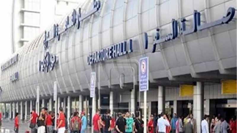 وزير الداخلية الأردني يصل القاهرة للقاء عدد من المسؤولين