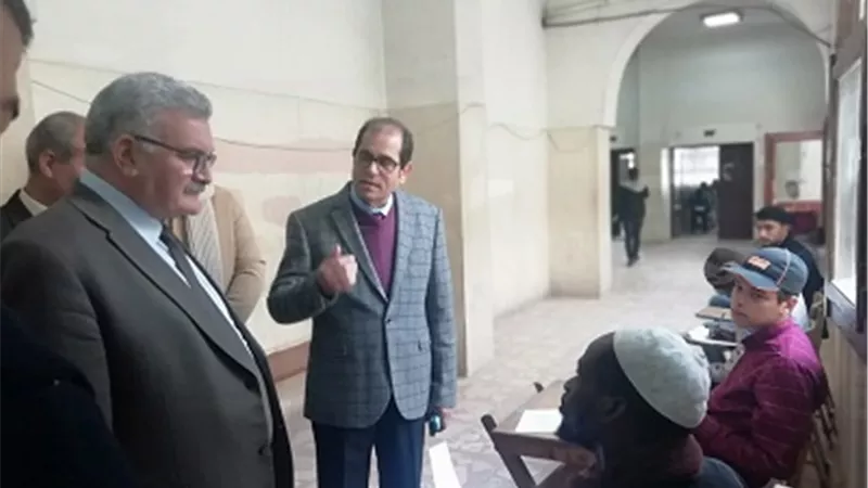 عامر يتفقد لجان امتحانات كليات جامعة الأزهر بمدينة نصر
