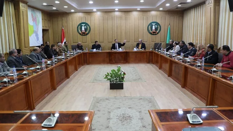محافظ المنوفية يعرب عن استيائه من البطء فى تنفيذ بعض المشروعات