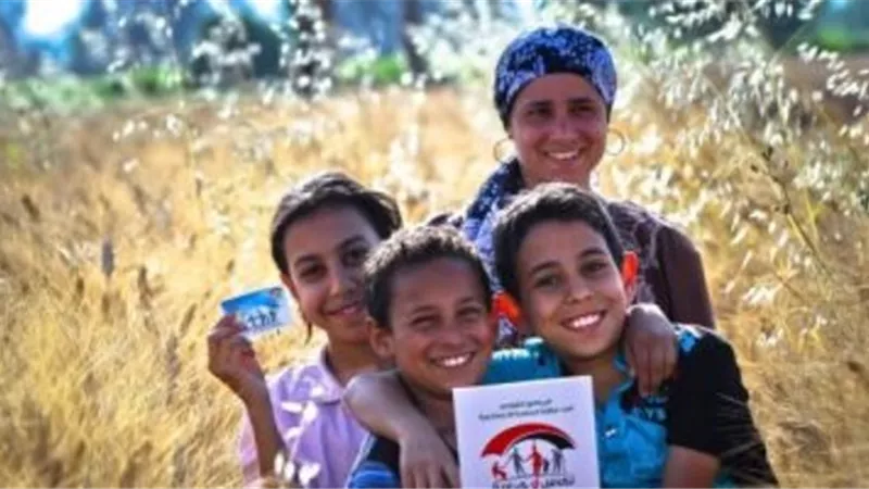 تسليم 747 فيزا تكافل وكرامة في التل الكبير بالإسماعيلية