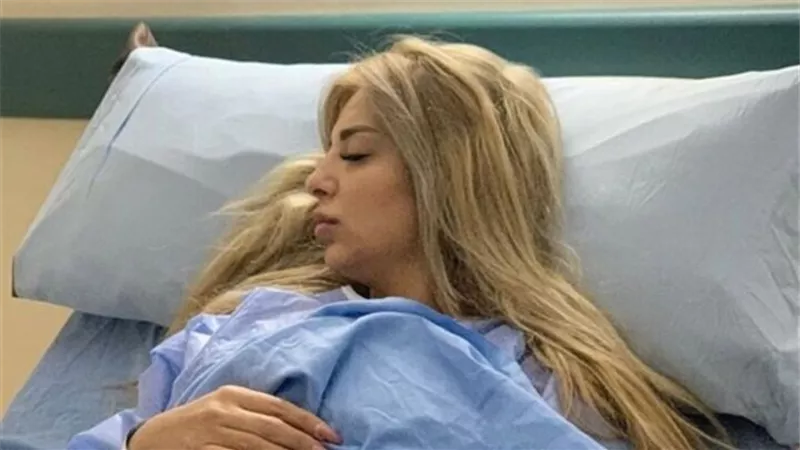 مى حلمى تطمئن جمهورها بعد الاجهاض