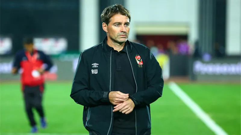 اتحاد الكرة بغانا: لا مفاوضات مع مدرب الأهلى لتدريب المنتخب
