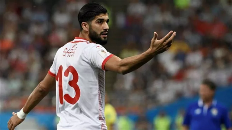 سيف زاهر يوضح حقيقة هروب 