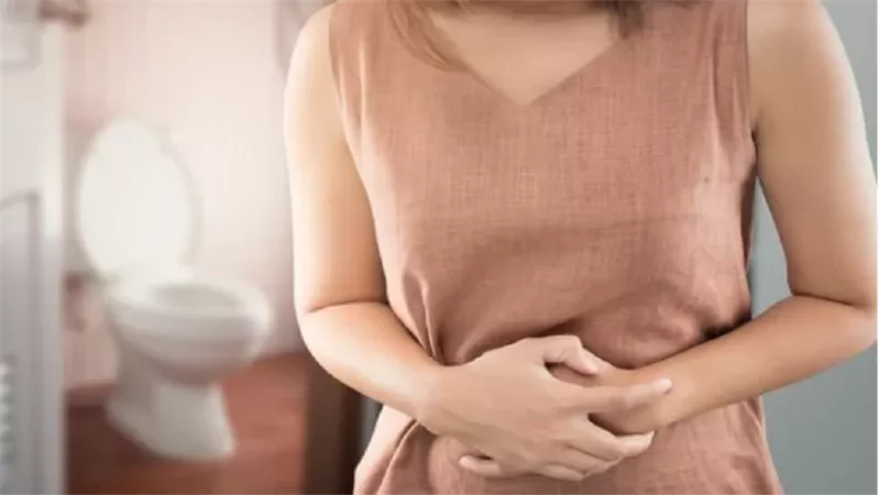 5 اعراض للتسمم الغذائى