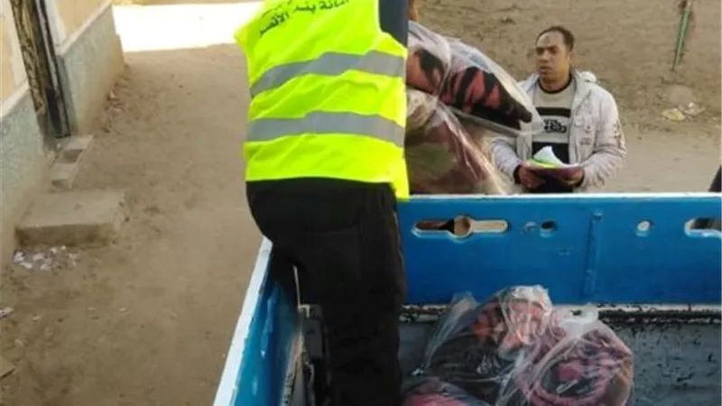 400 بطانية من مستقبل وطن للمستحقين بالأقصر
