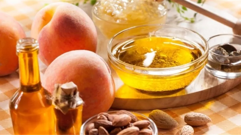 زيت بذور المشمش.. يرطب البشرة ويحارب الشيخوخة