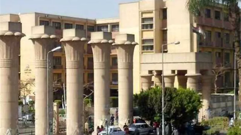 جامعة عين شمس تنعي الدكتور إبراهيم البحراوي