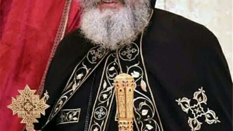 أمين عام القومي لأسر الشهداء يهنئ البابا تواضروس الثاني بعيد الميلاد المجيد