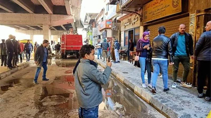 حريق بشقة فى رمسيس دون إصابات.. صور