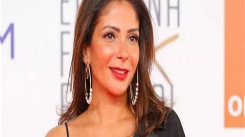 خطف منى زكى... إعرف الحكاية