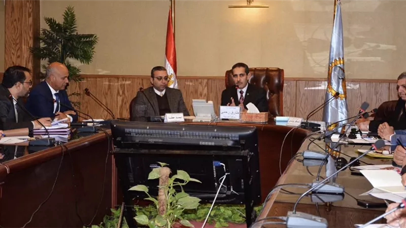 رحمى: استغلال نقاط القوة بجميع القطاعات للنهوض بالخدمات